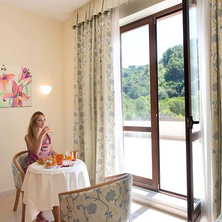 Albergo Terme Forlenza Contursi Bagian luar foto
